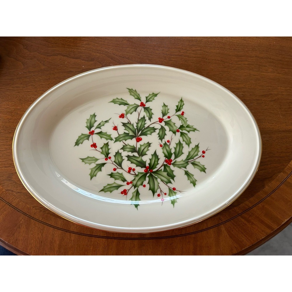 Lenox Holiday Special 16" Serving Platter Gold Rim Holly Leaves‎ & Berries